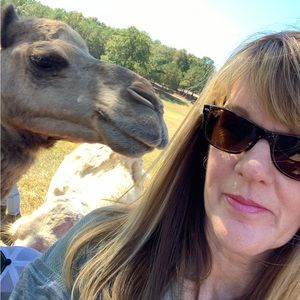 Meet your Posher, Shannon